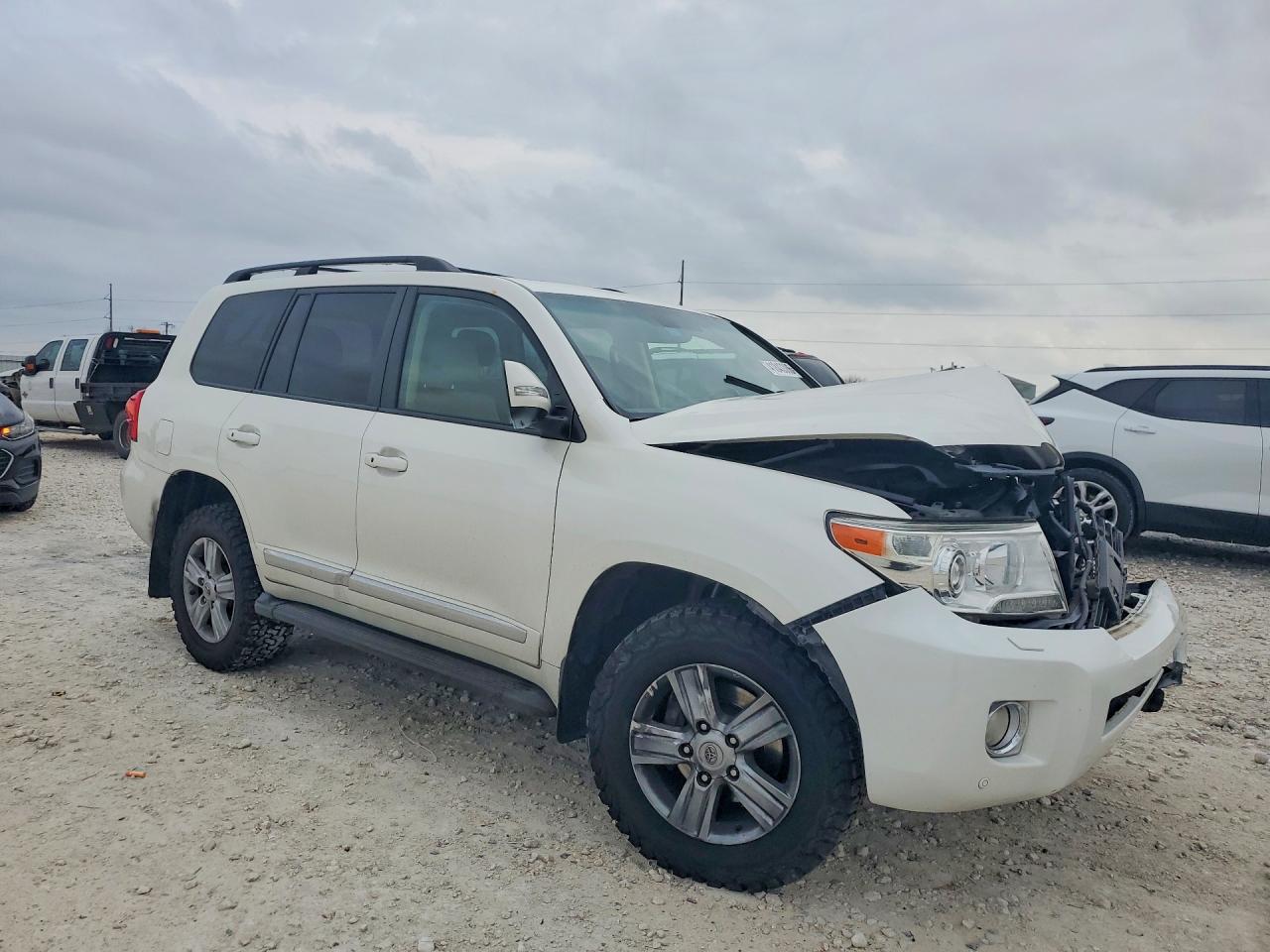 2013 TOYOTA LAND CRUISER BASE photo 7