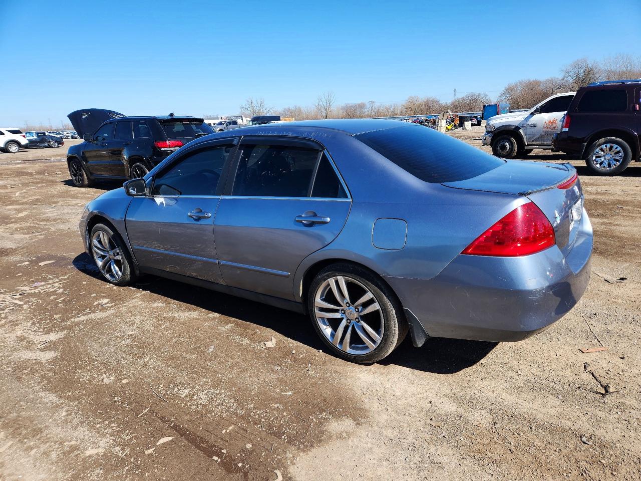 2007 HONDA ACCORD LX photo 3