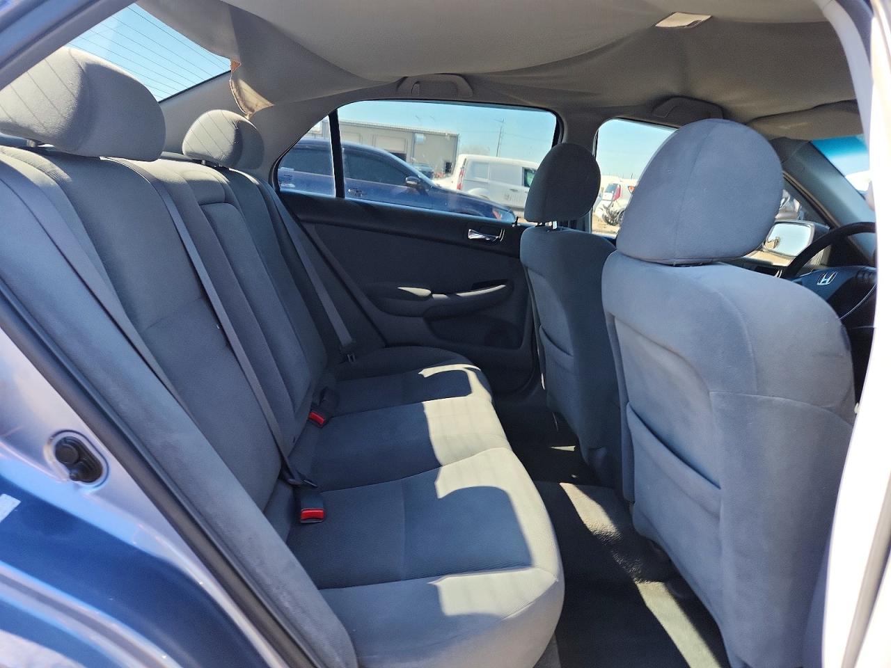 2007 HONDA ACCORD LX photo 19