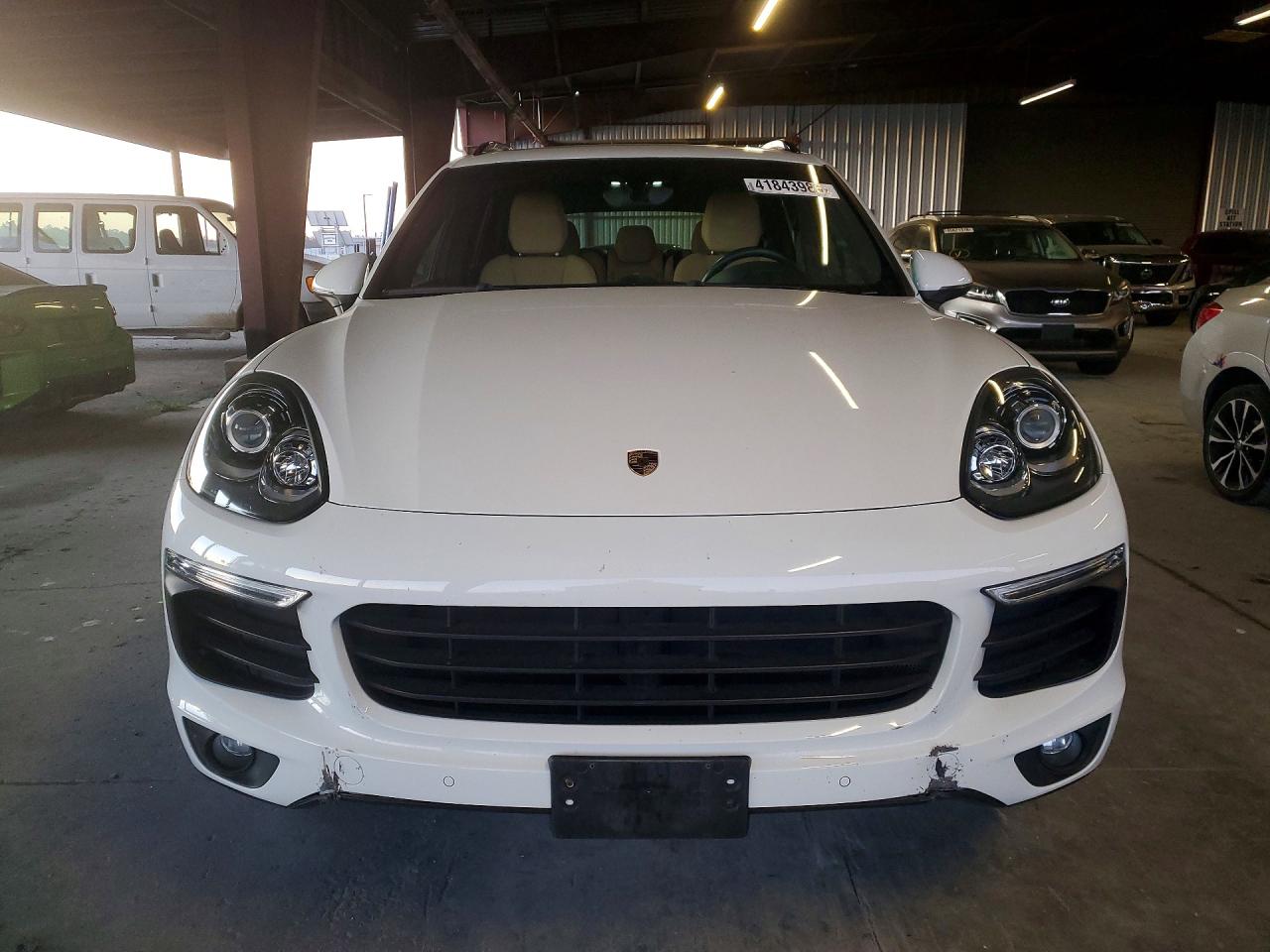 2018 PORSCHE CAYENNE photo 5