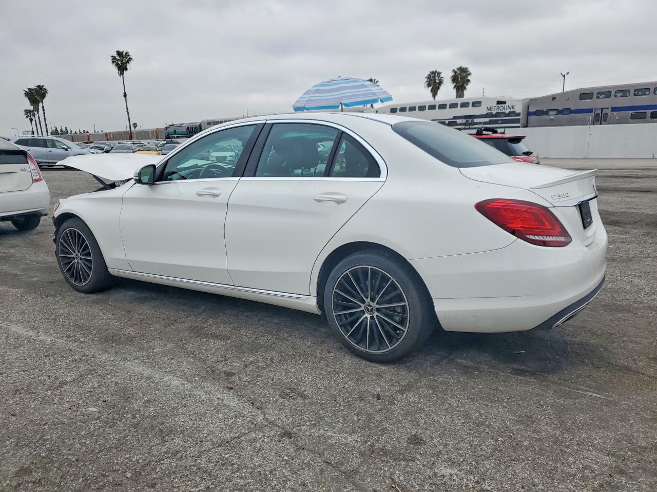 2019 MERCEDES-BENZ C 300 photo 3