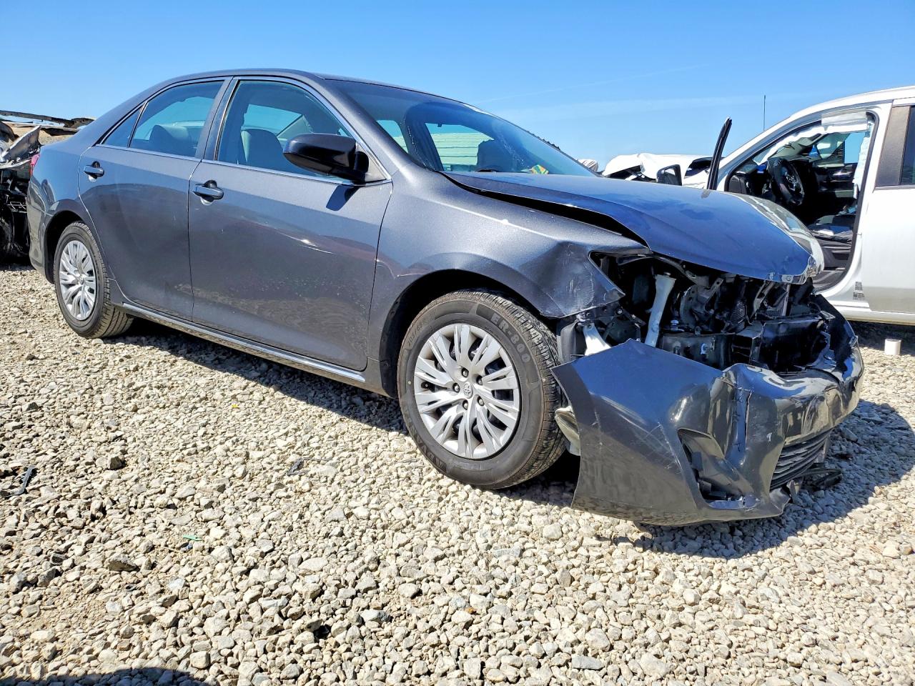 2012 TOYOTA CAMRY LE photo 10