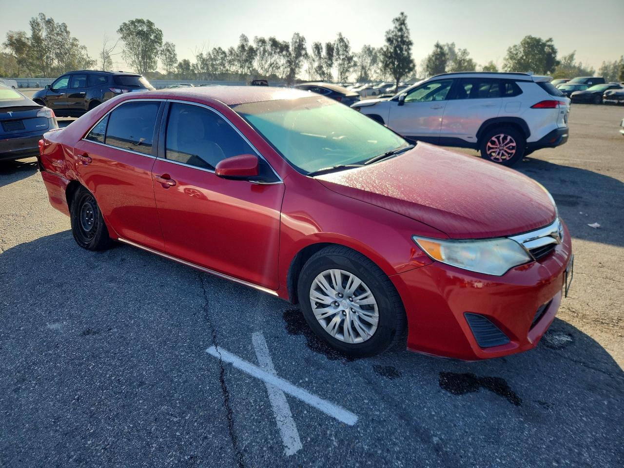2014 TOYOTA CAMRY LE photo 7
