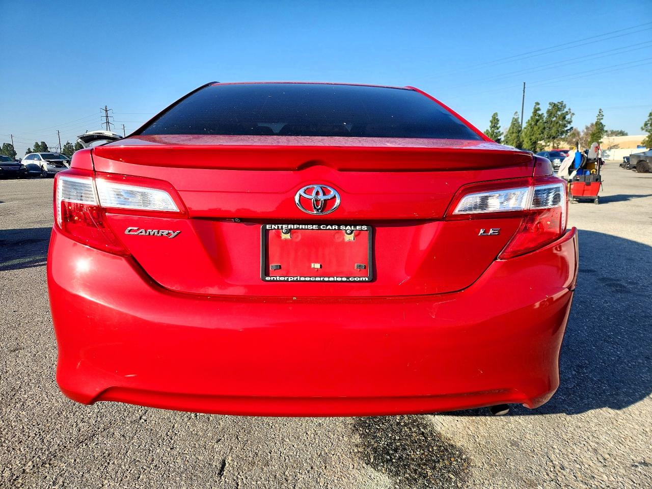 2014 TOYOTA CAMRY LE photo 11