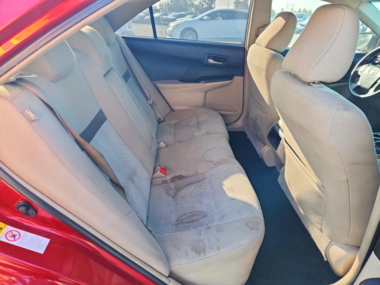 2014 TOYOTA CAMRY LE photo 19