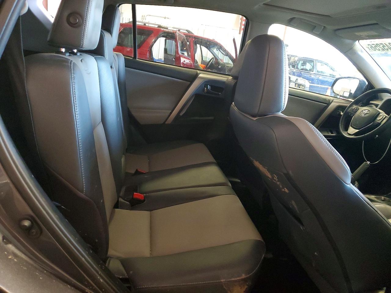 2015 TOYOTA RAV4 LIMITED photo 21