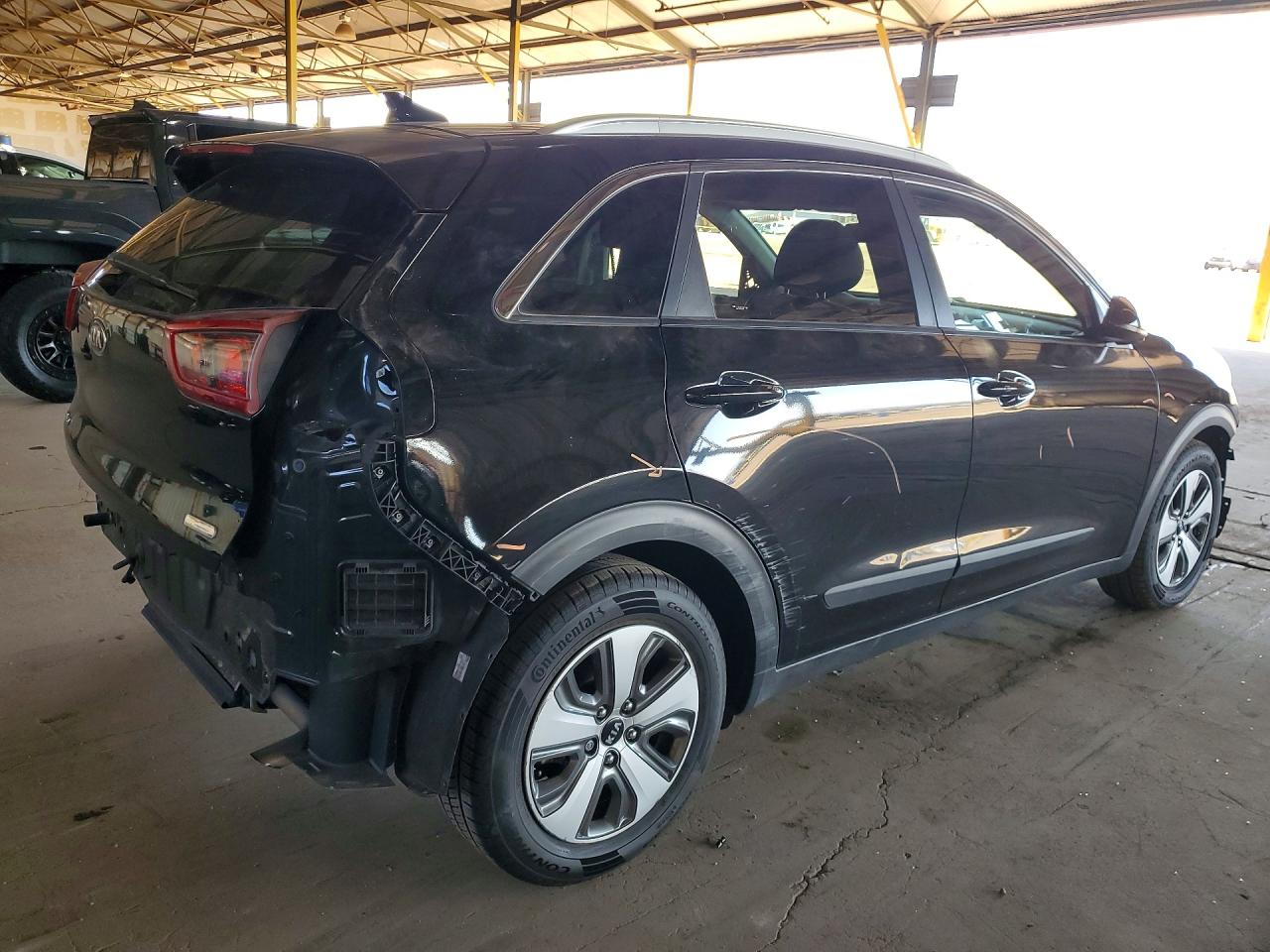 2019 KIA NIRO LX photo 3