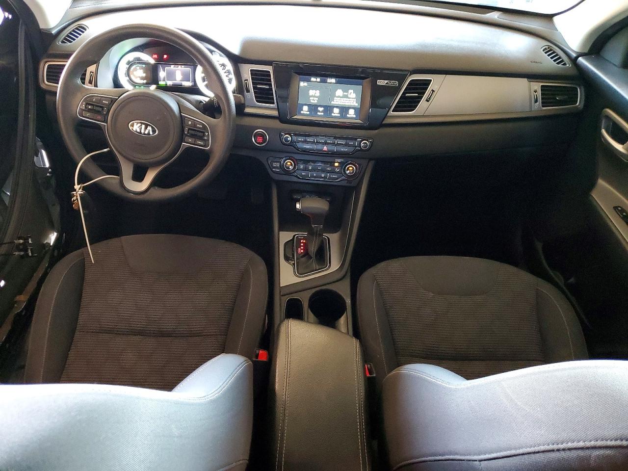 2019 KIA NIRO LX photo 8