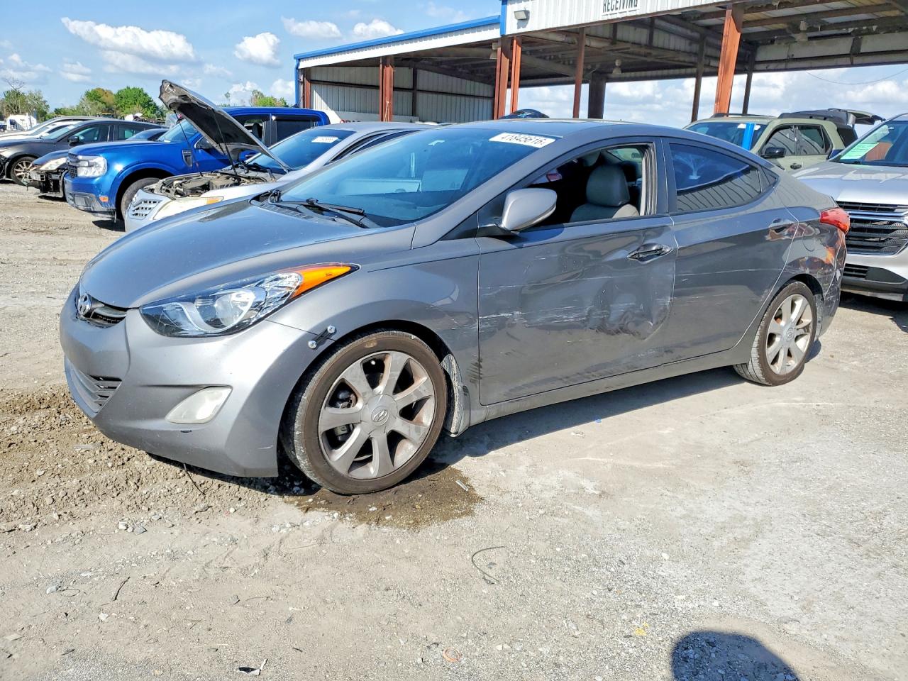 2013 HYUNDAI ELANTRA