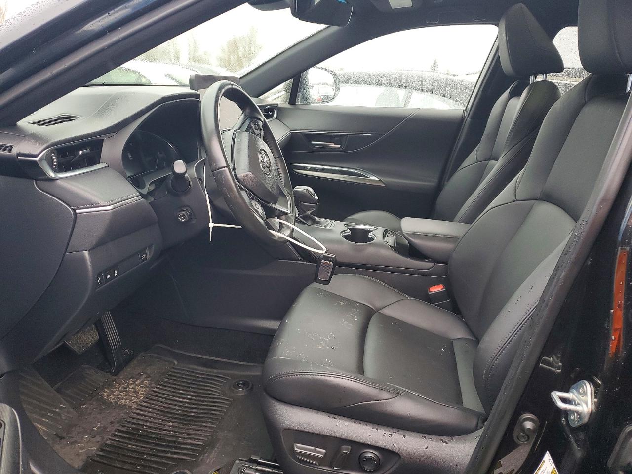 2024 TOYOTA VENZA NIGHTSHADE EDITION photo 13