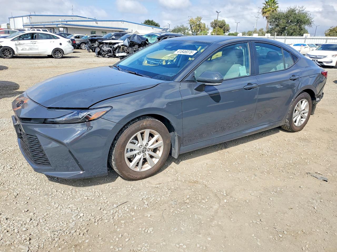 2025 TOYOTA CAMRY