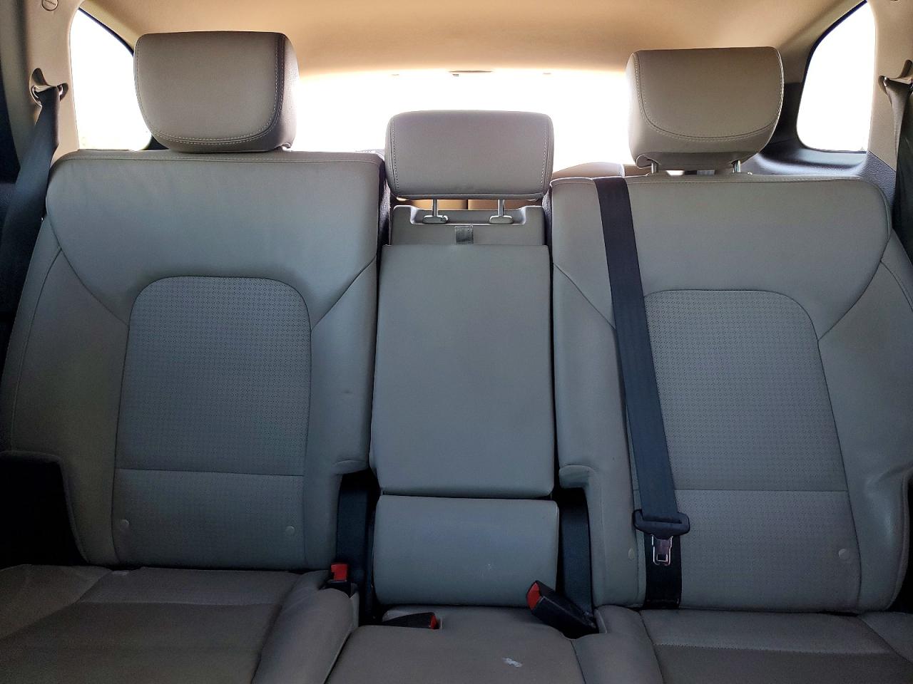 2014 HYUNDAI SANTA FE GLS photo 10