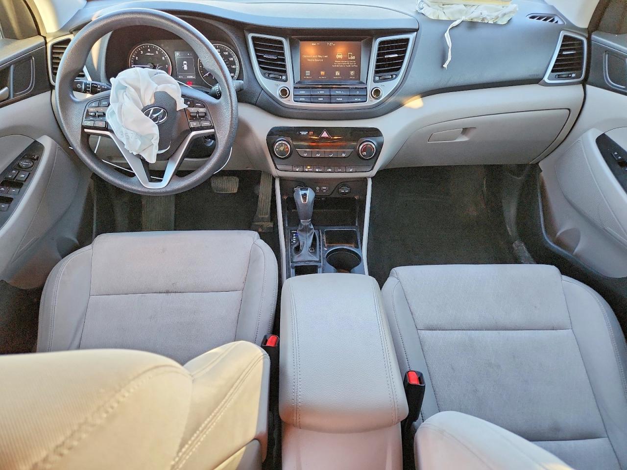 2018 HYUNDAI TUCSON SEL photo 8