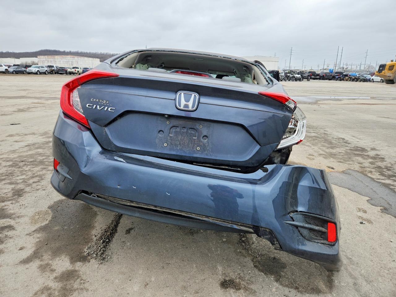 2016 HONDA CIVIC LX photo 11