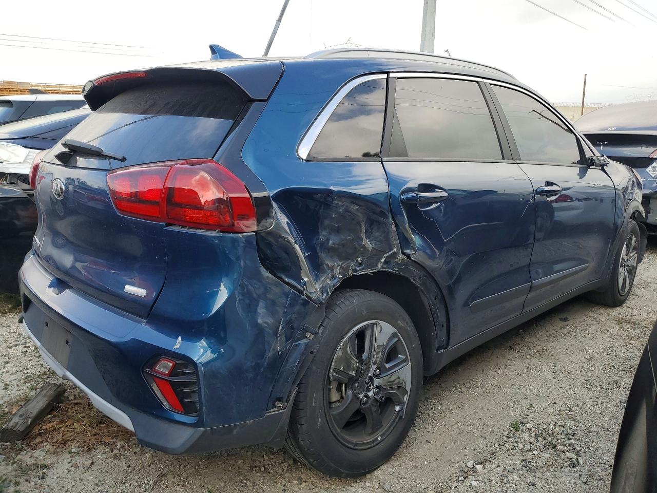 2021 KIA NIRO LX photo 5