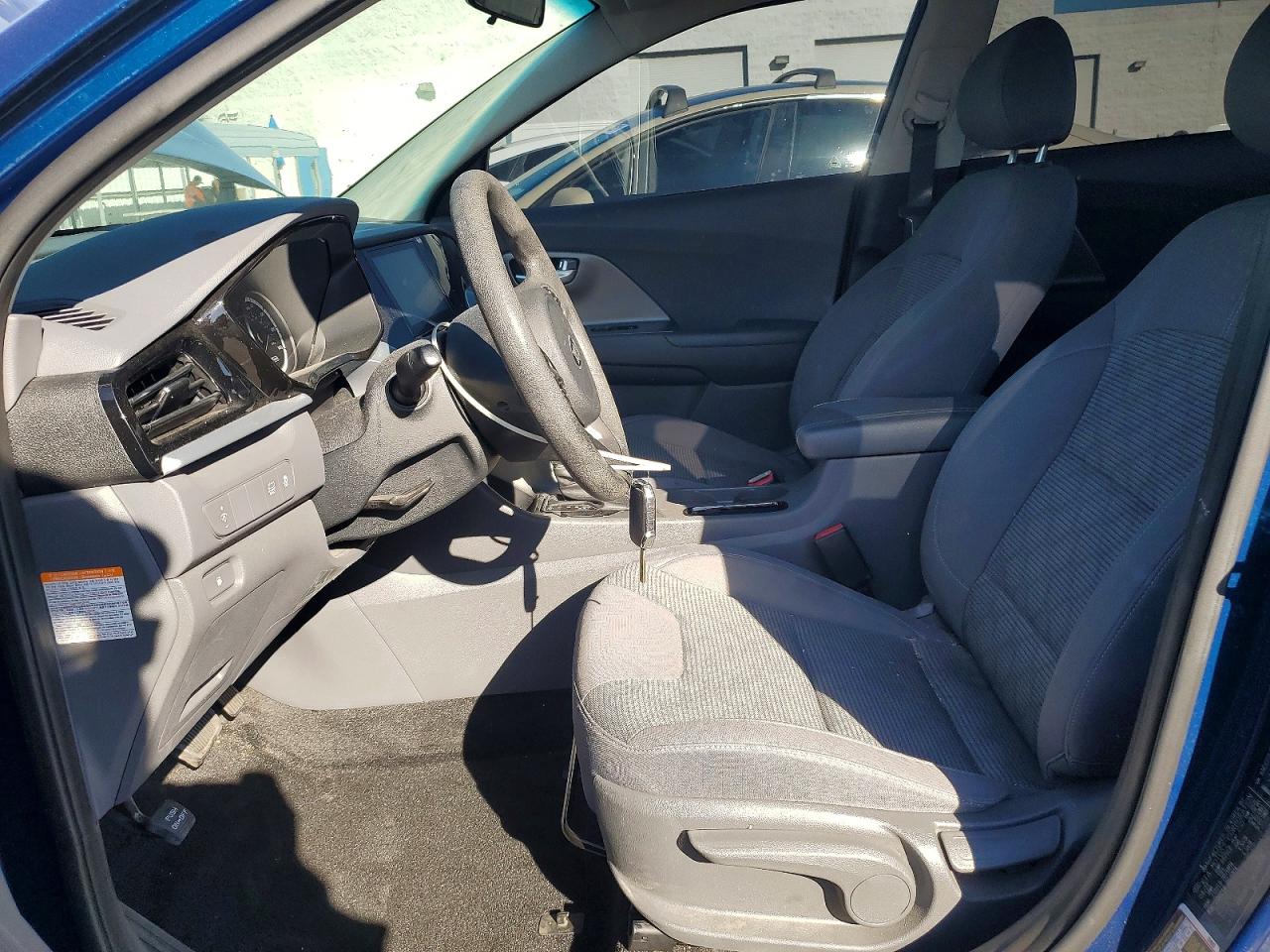 2021 KIA NIRO LX photo 13