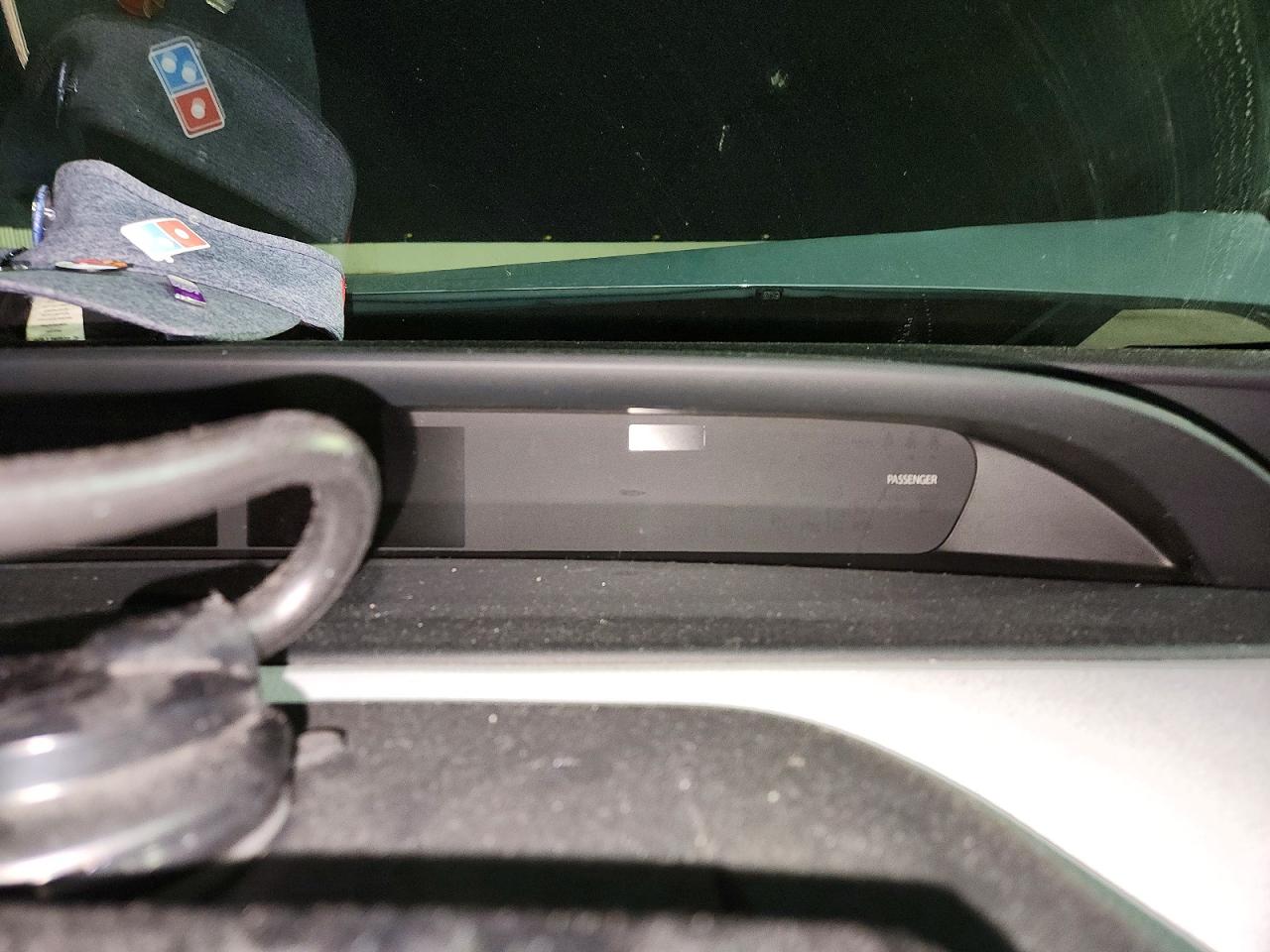 2018 TOYOTA PRIUS FOUR TOURING photo 9