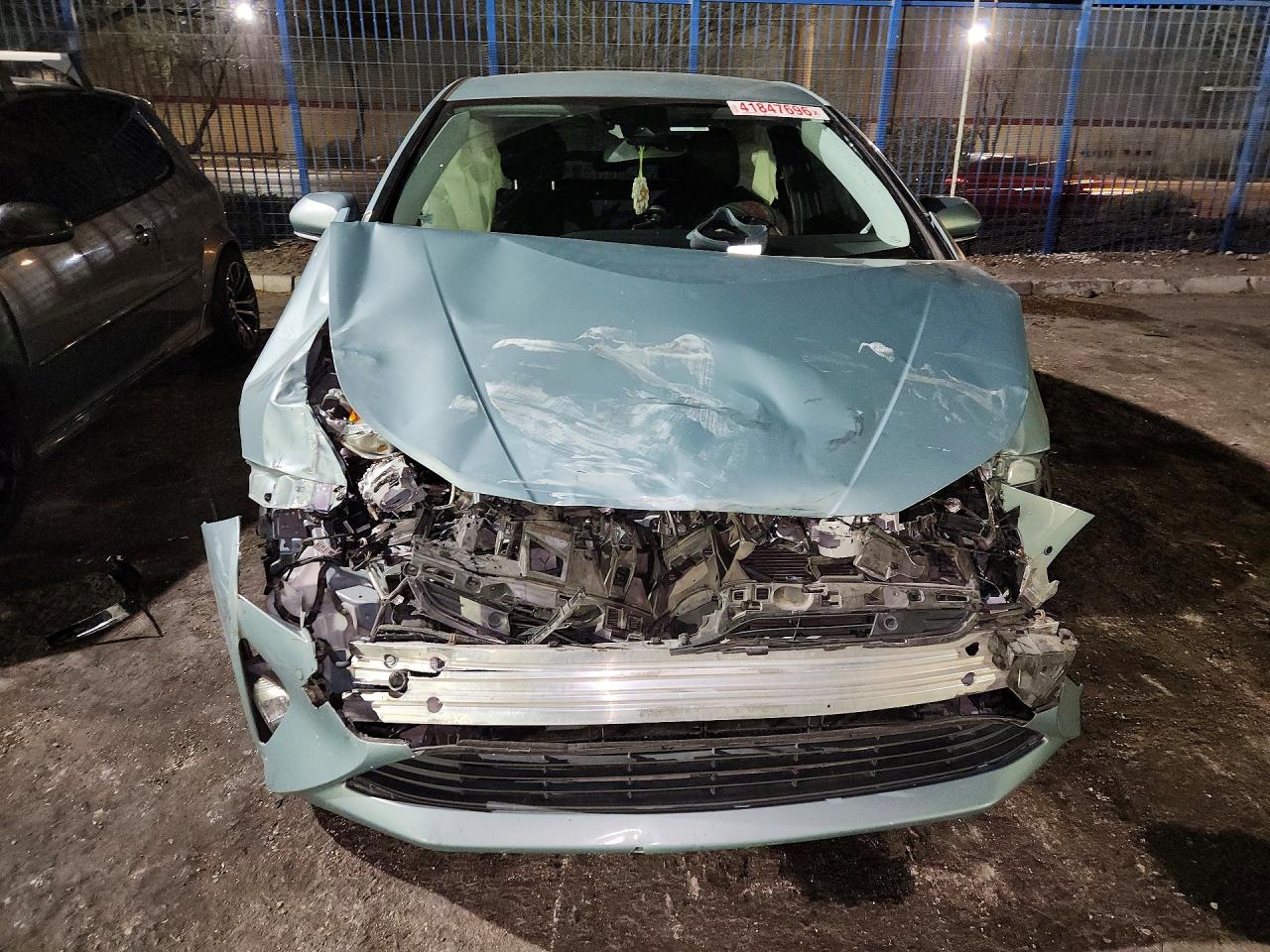 2018 TOYOTA PRIUS FOUR TOURING photo 5