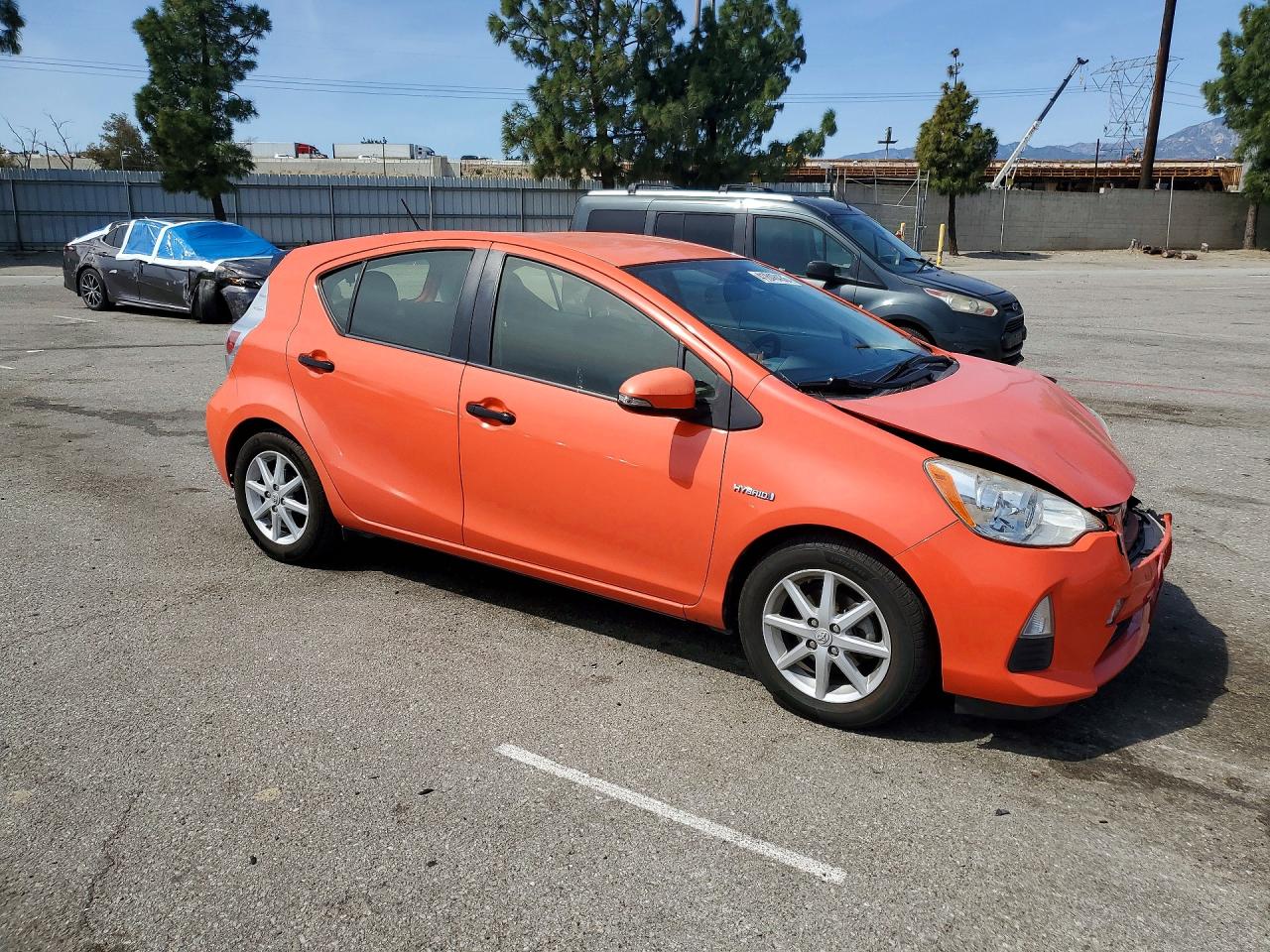 2012 TOYOTA PRIUS C THREE photo 7