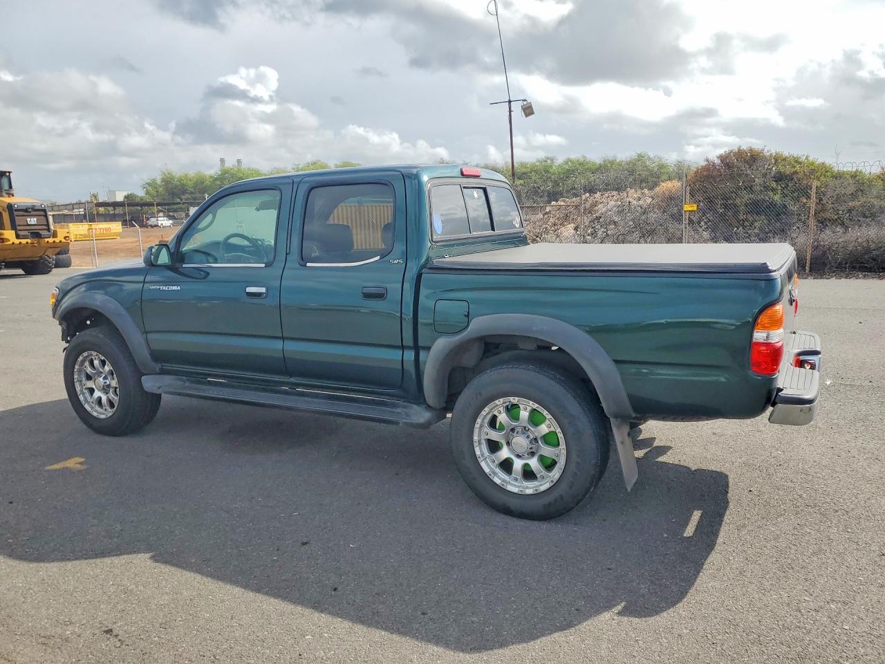 2004 TOYOTA TACOMA PRERUNNER photo 2