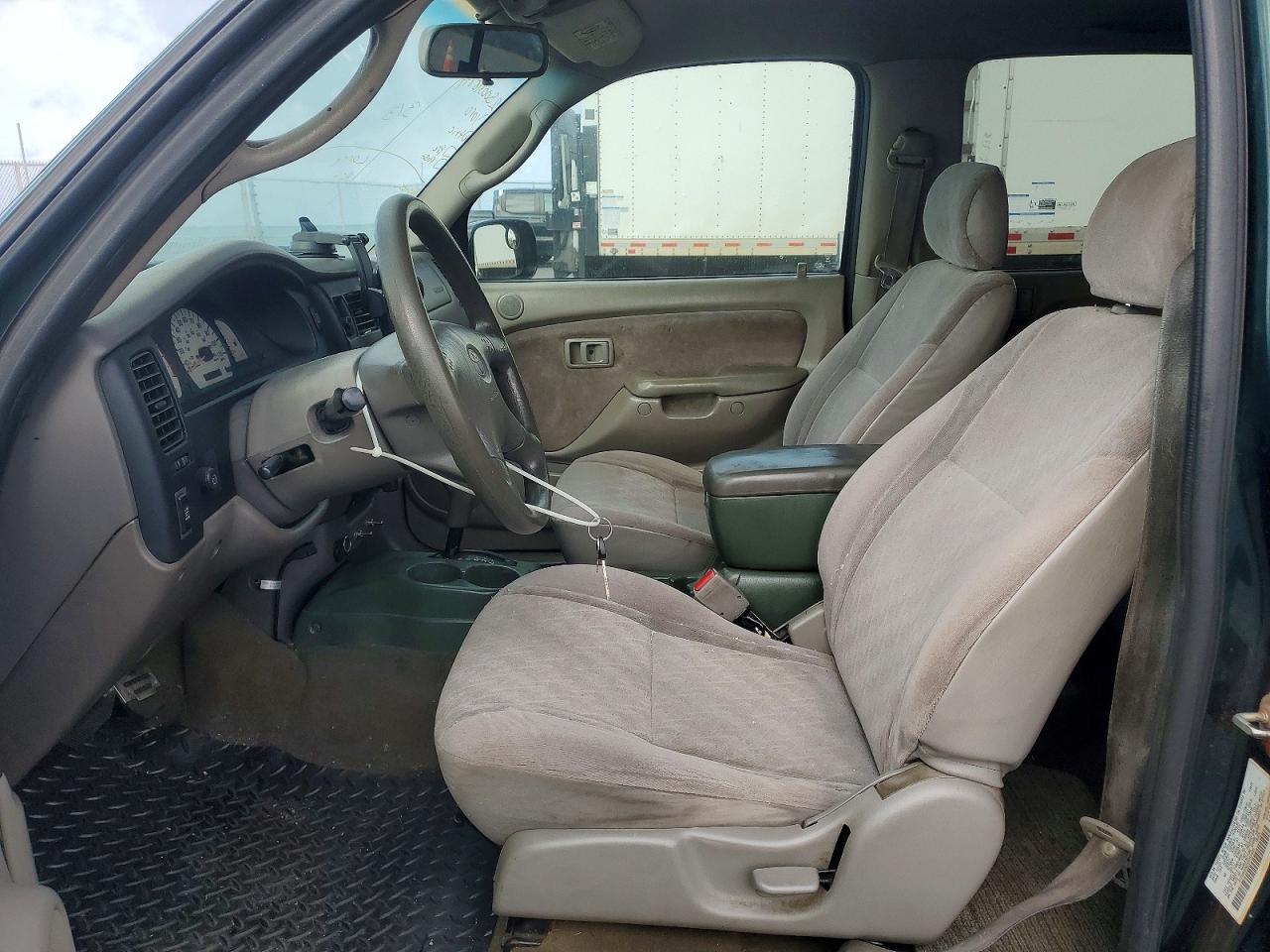 2004 TOYOTA TACOMA PRERUNNER photo 7