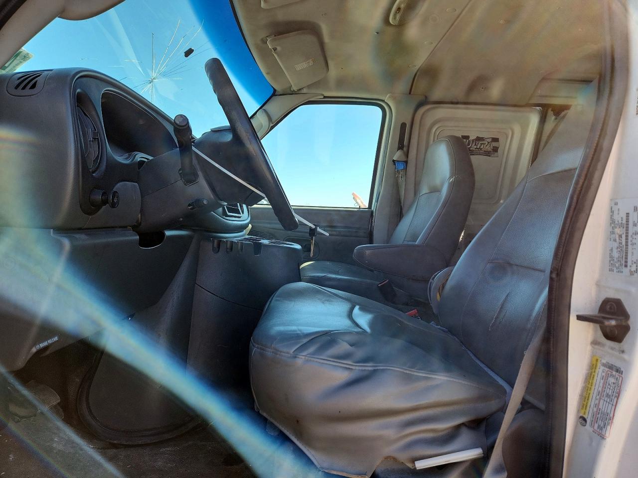 2005 FORD ECONOLINE E150 VAN photo 7