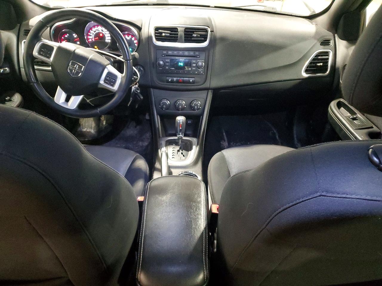 2013 DODGE AVENGER SXT photo 22