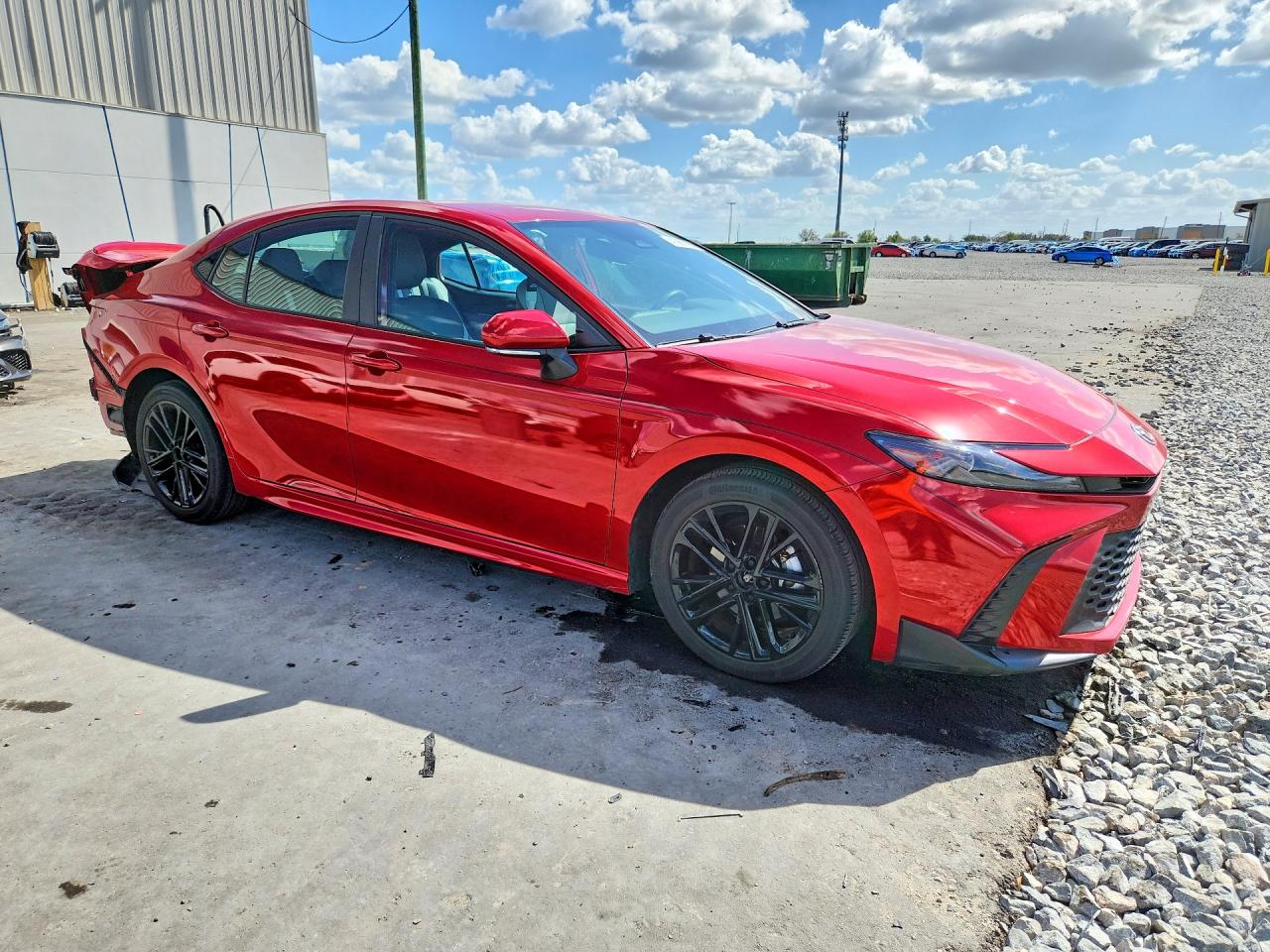 2025 TOYOTA CAMRY SE photo 4