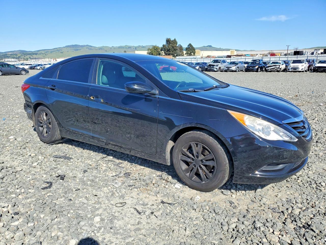 2013 HYUNDAI SONATA GLS photo 4