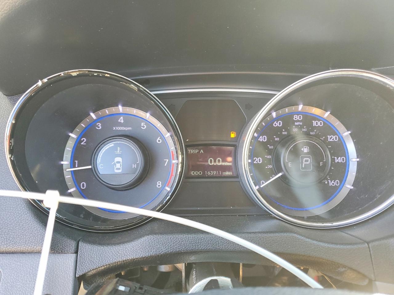 2013 HYUNDAI SONATA GLS photo 9