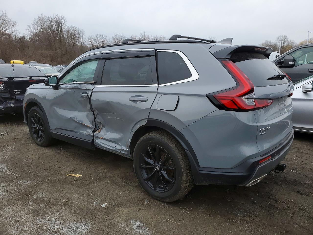 2024 HONDA CR-V SPORT-L photo 3