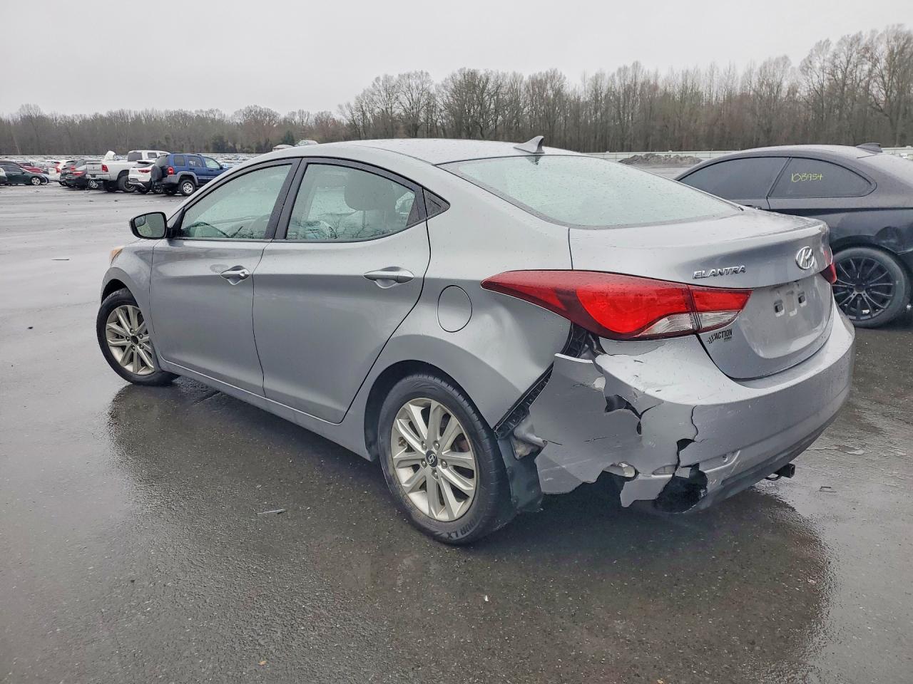 2015 HYUNDAI ELANTRA SE photo 2