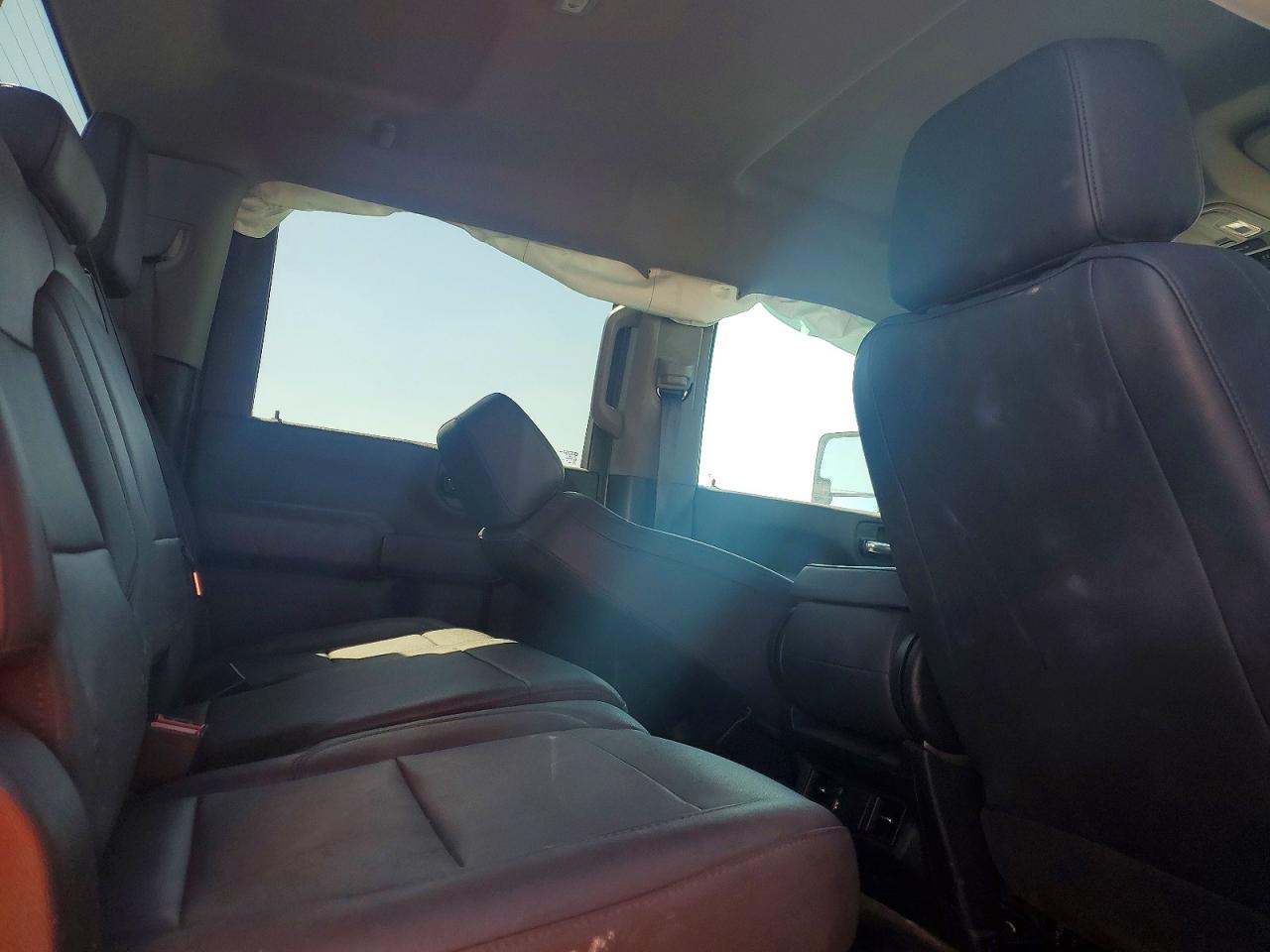 2024 CHEVROLET SILVERADO K3500 photo 21