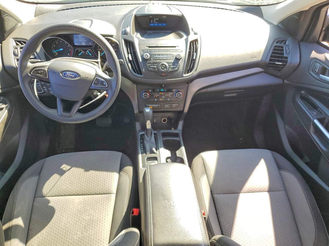 2017 FORD ESCAPE SE photo 15