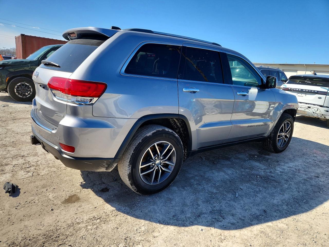 2018 JEEP GRAND CHEROKEE LIMITED photo 3