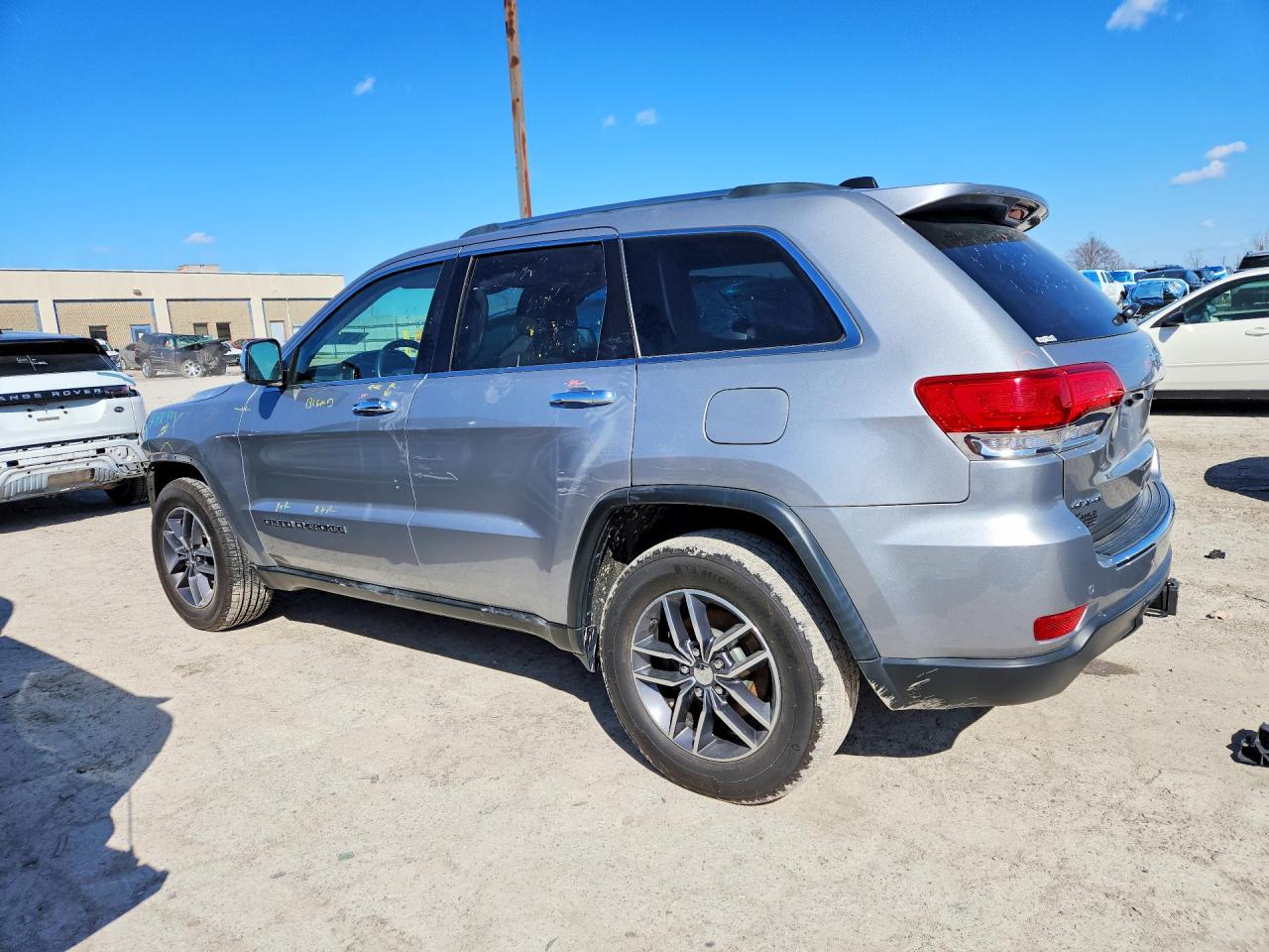 2018 JEEP GRAND CHEROKEE LIMITED photo 2