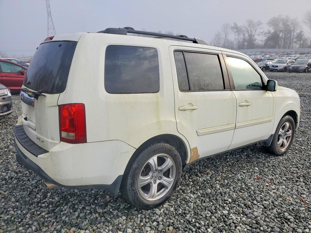 2013 HONDA PILOT EXL photo 5