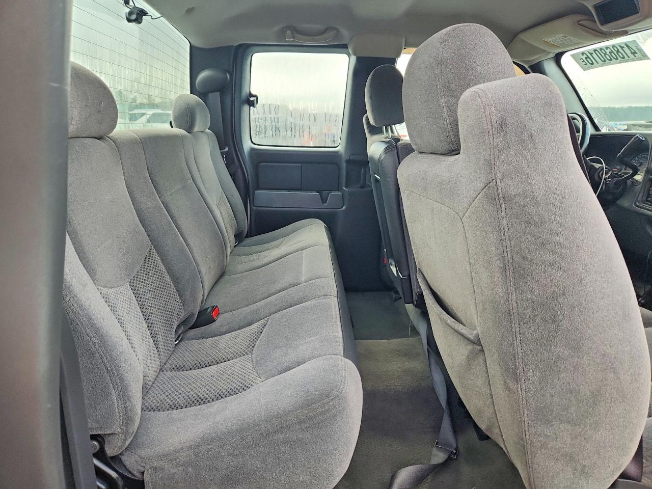 2005 CHEVROLET SILVERADO C1500 photo 19