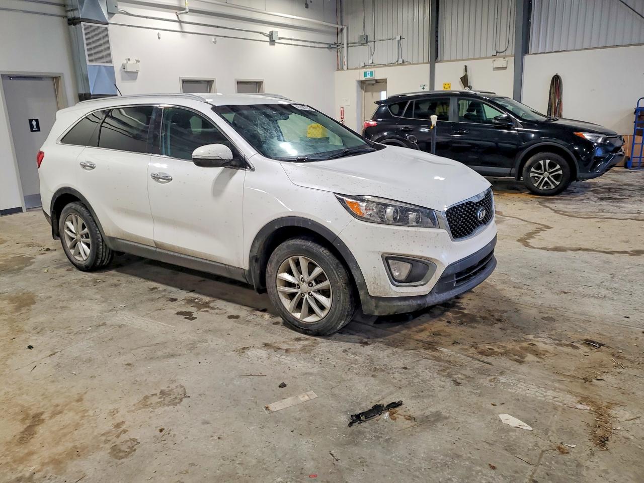 2016 KIA SORENTO L photo 4