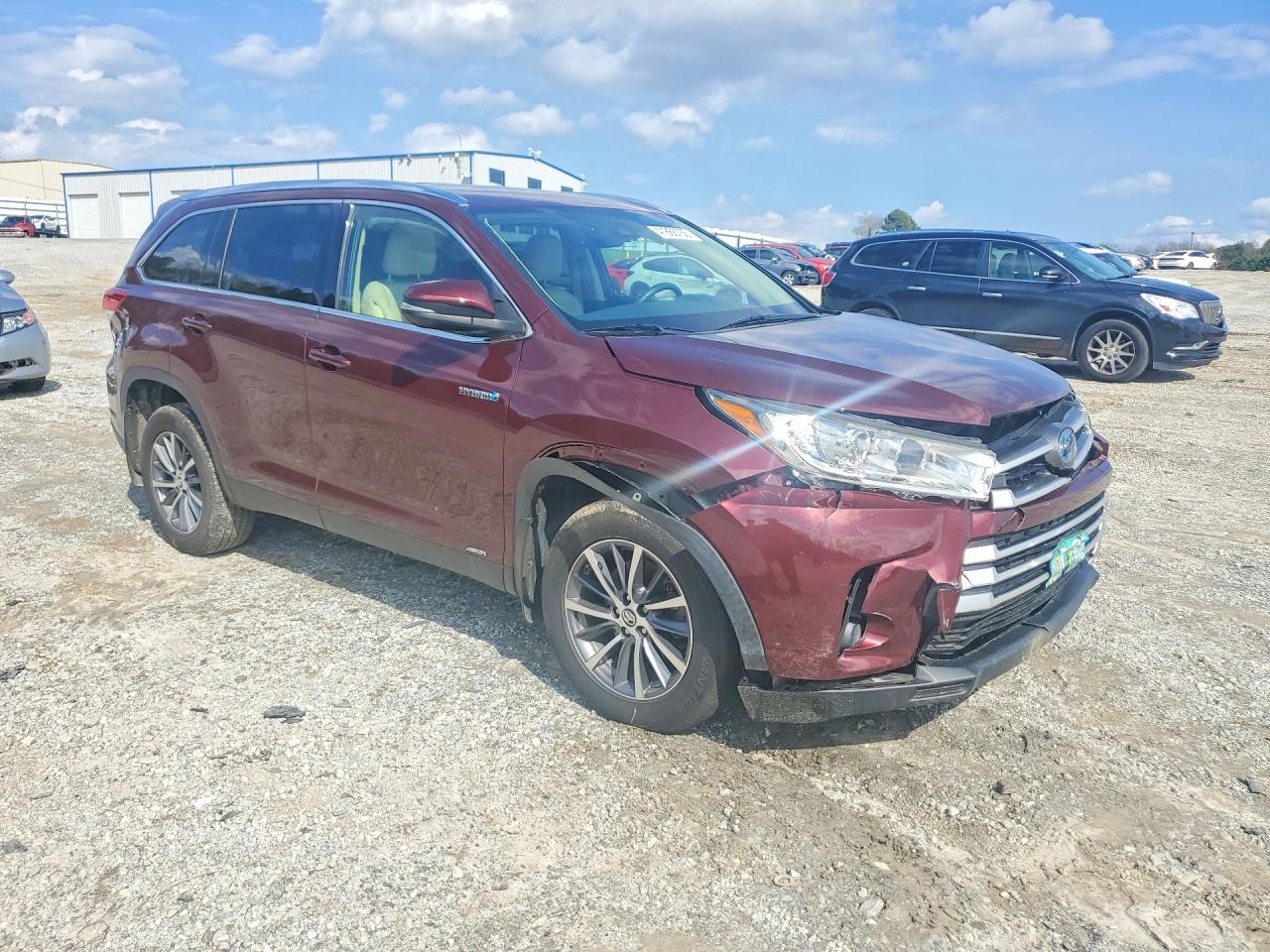 2019 TOYOTA HIGHLANDER HYBRID XLE photo 4