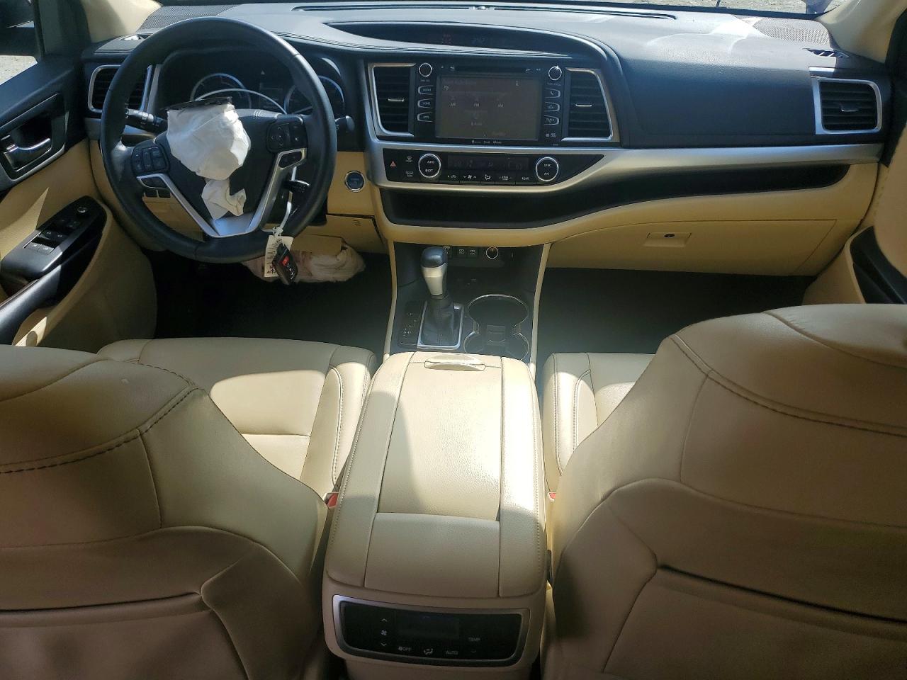 2019 TOYOTA HIGHLANDER HYBRID XLE photo 8
