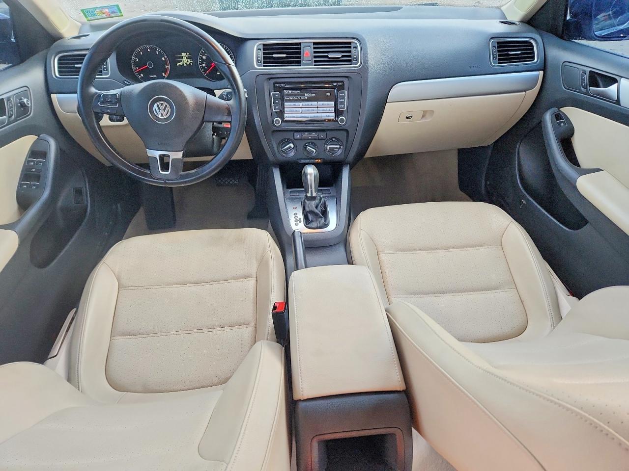 2013 VOLKSWAGEN JETTA SE photo 8