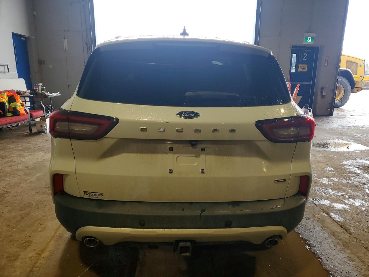 2025 FORD ESCAPE photo 6