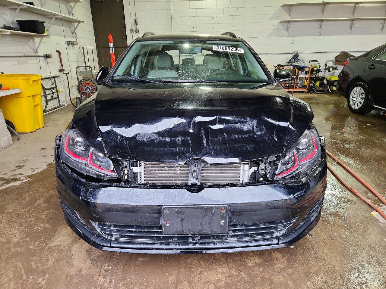 2017 VOLKSWAGEN GOLF SPORTWAGEN S photo 5