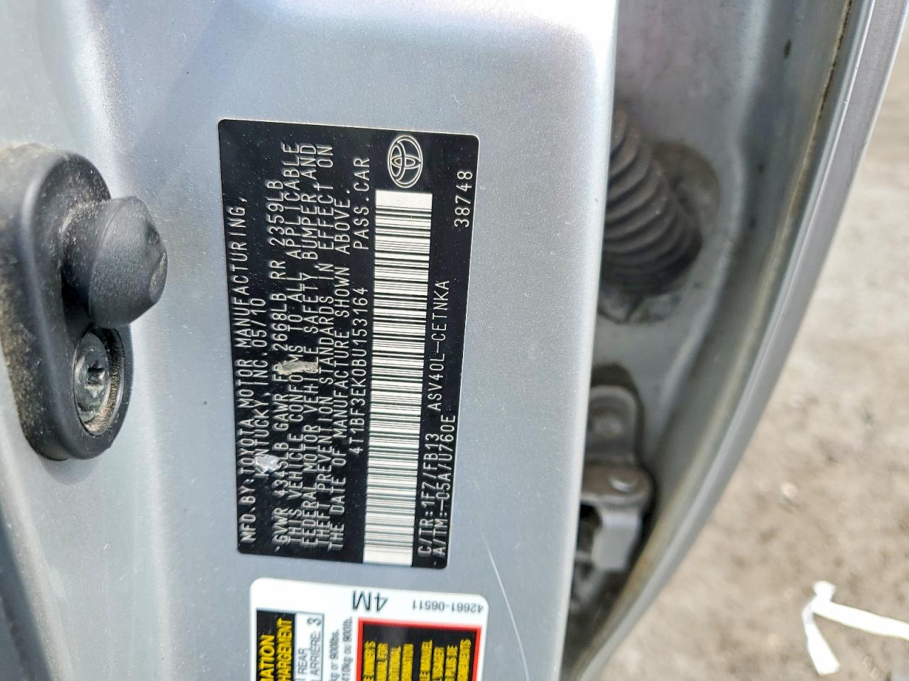 2011 TOYOTA CAMRY LE photo 13