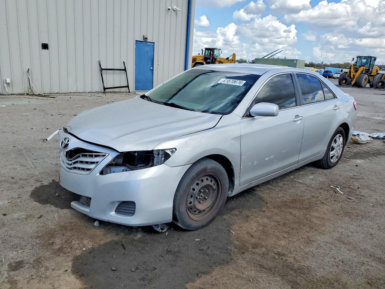 2011 TOYOTA CAMRY