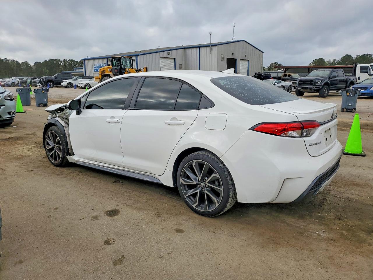 2021 TOYOTA COROLLA SE photo 3