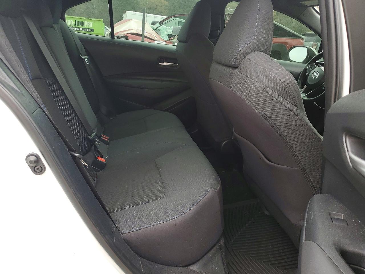 2021 TOYOTA COROLLA SE photo 19