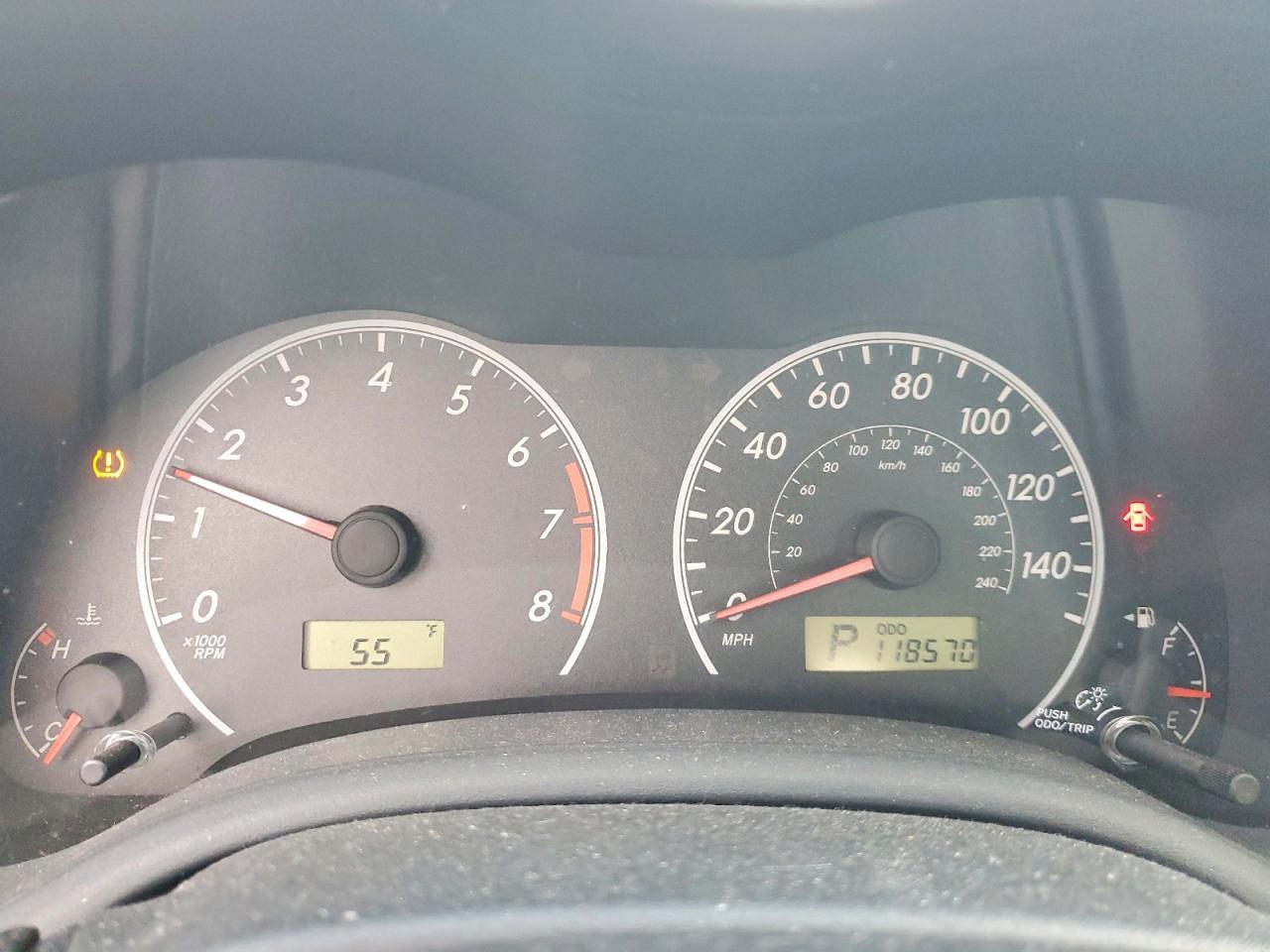 2011 TOYOTA COROLLA LE photo 17