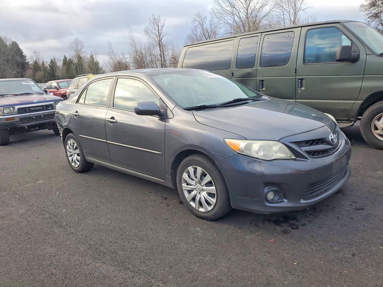 2011 TOYOTA COROLLA LE photo 7